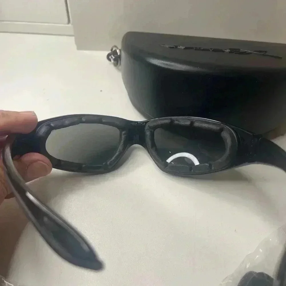WILEY X  sunglass made in Italy, for bicker, motorcyclist anyone, with dry eyes
